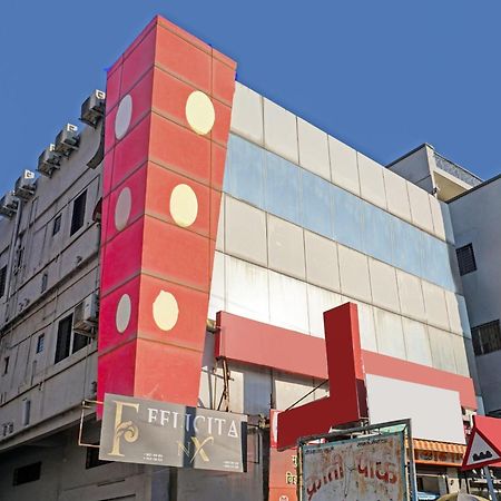 Mundhva Hotel O 24K Inn מראה חיצוני תמונה
