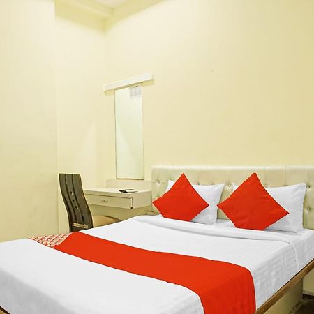 Mundhva Hotel O 24K Inn מראה חיצוני תמונה